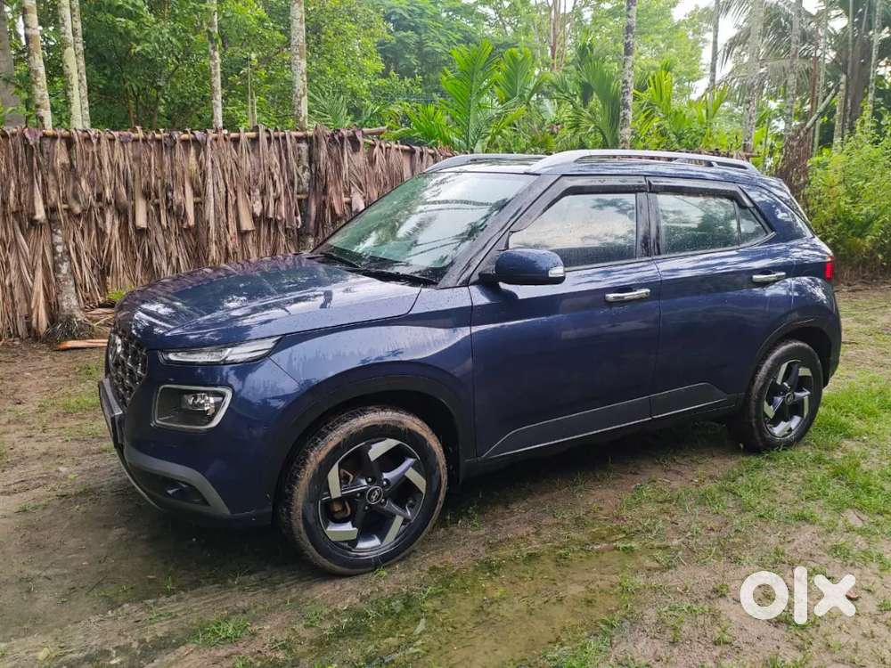 Hyundai Venue 2021 Diesel 29000 Km Driven