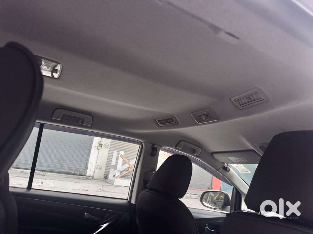 Toyota Innova Crysta 2.4 G Mt, 2017, Diesel
