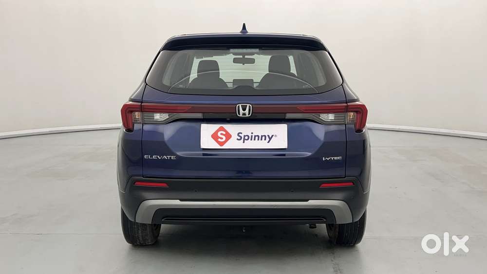 Honda Elevate V Mt, 2023, Petrol