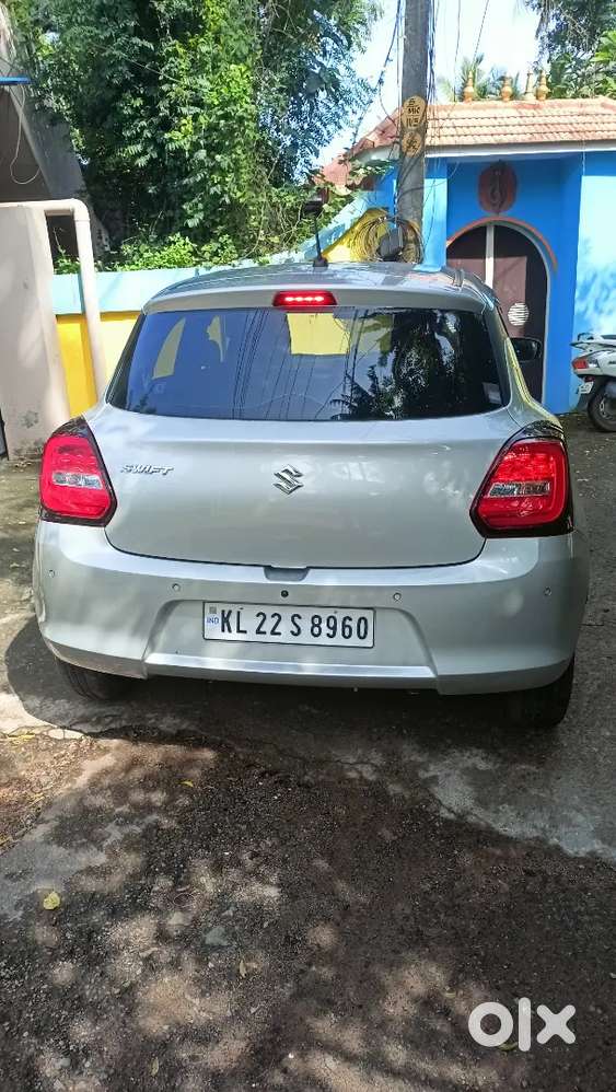 Maruti Swift 1.2 Vxi 2024
