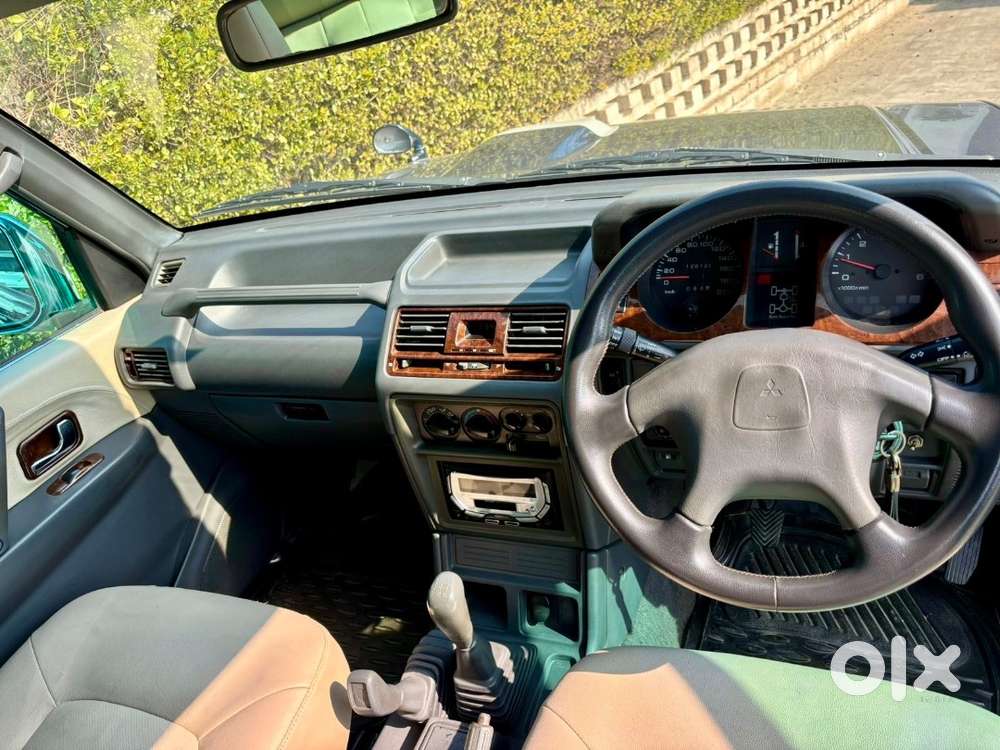 First Owner,chandigarh No,2007 Model ,imported  Pajero,1,27,000km