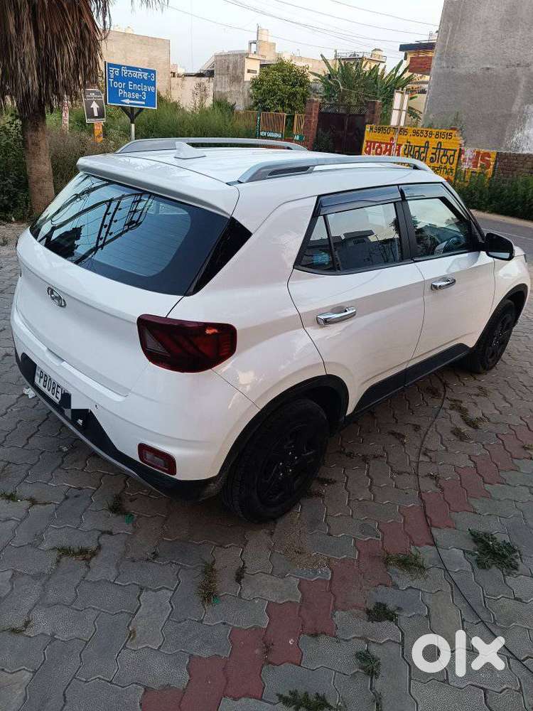 Hyundai Venue S Diesel, 2021, Diesel