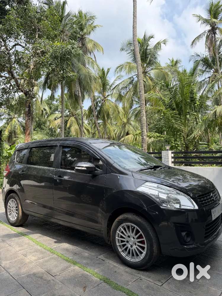 Maruti Suzuki Ertiga 2012
