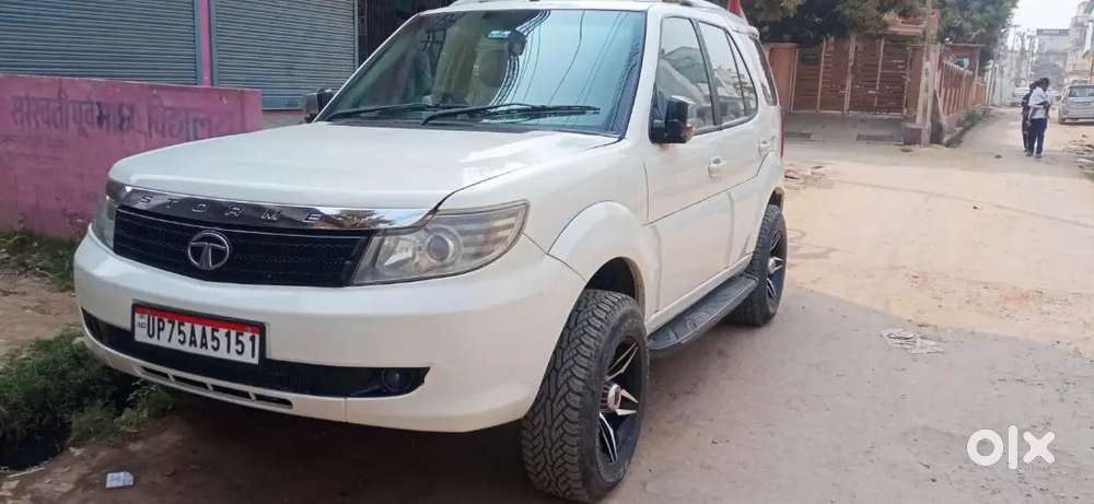 2017 Tata Safari Storme