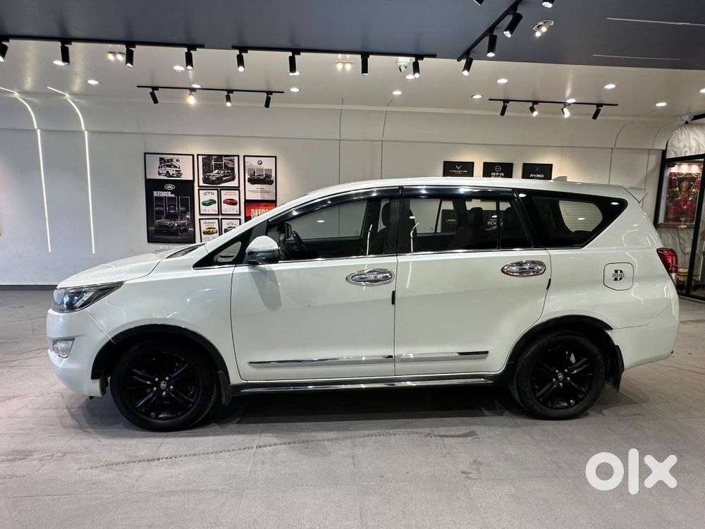 Toyota Innova Crysta Touring Sport 2.4 Mt, 2019, Diesel