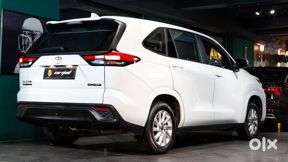 Toyota Innova Hycross Gx (o), 2025, Petrol
