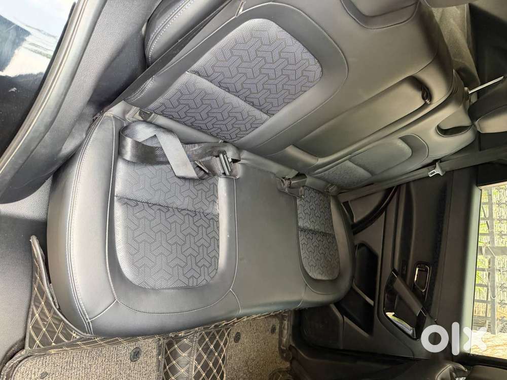 Harrier Xza+ Dark Edition Warranty Remaining