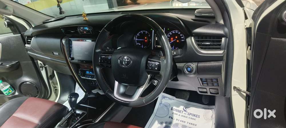 Toyota Fortuner Legender 4X4 AT 2.8, 2022, Diesel