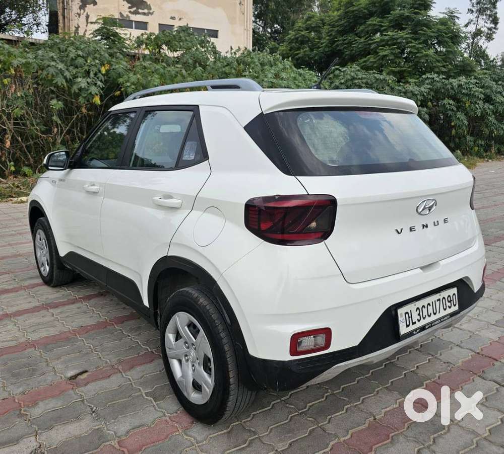 Hyundai Venue S 1.2 Petrol, 2021, Petrol