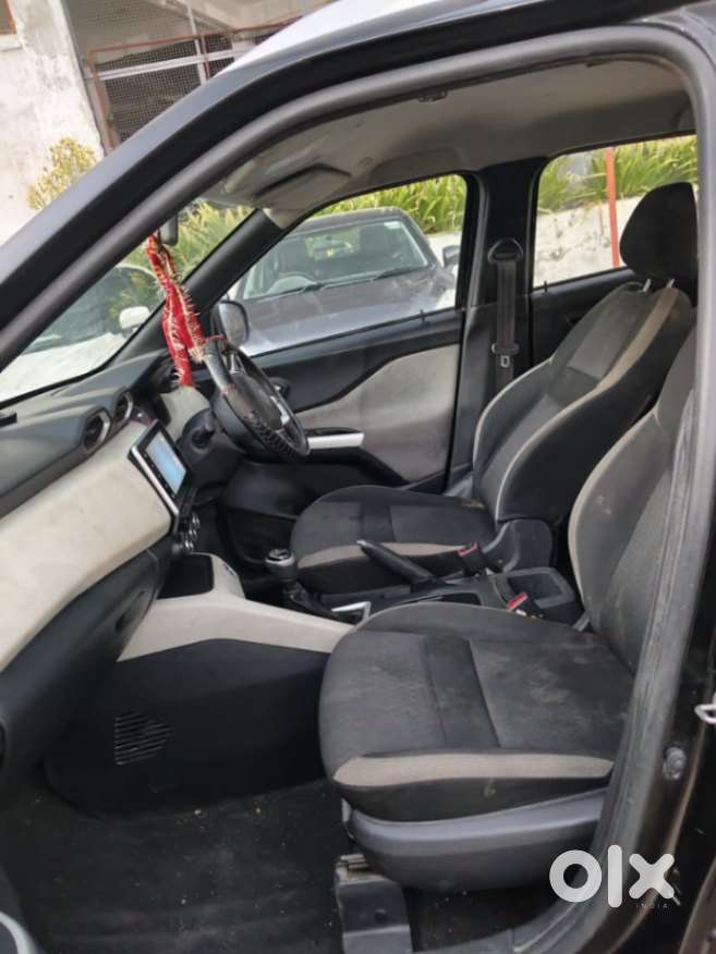 Nissan Magnite 1.0 Xv, 2022, Petrol