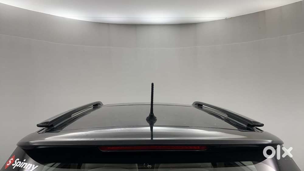 Mahindra Xuv300 W8 Option, 2022, Petrol