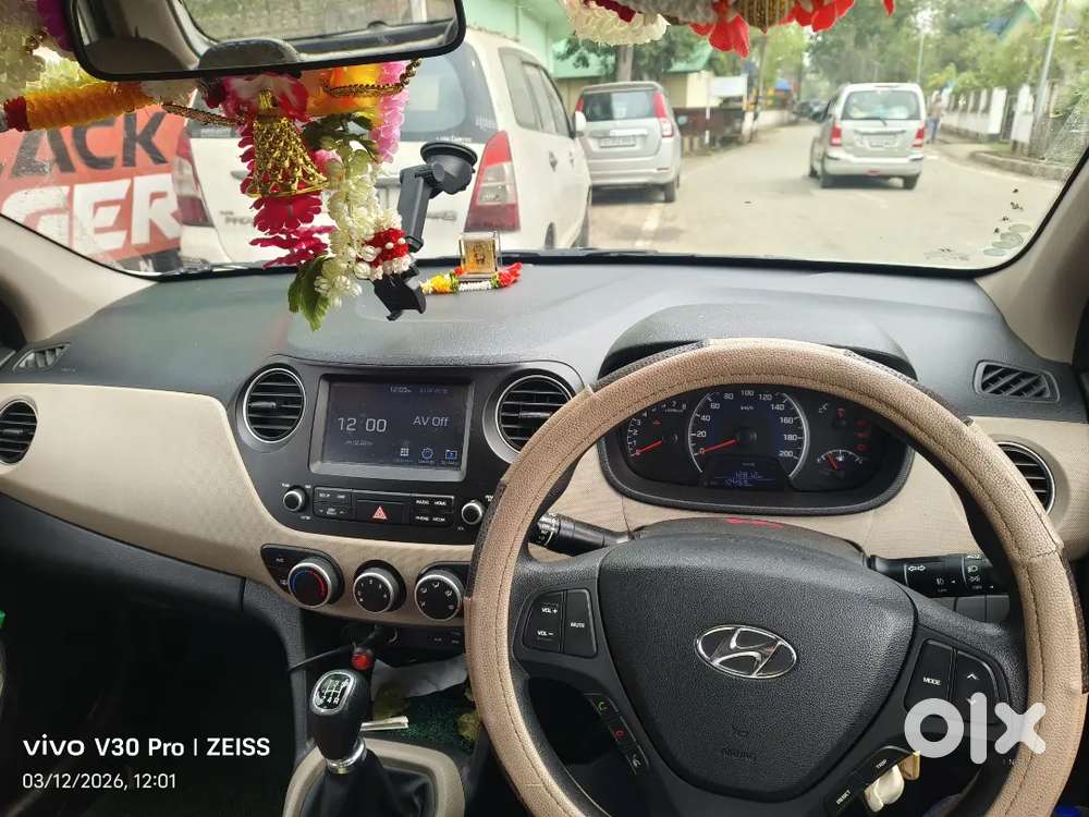 Hyundai Grand I10 2017 Petrol 13000 Km Driven