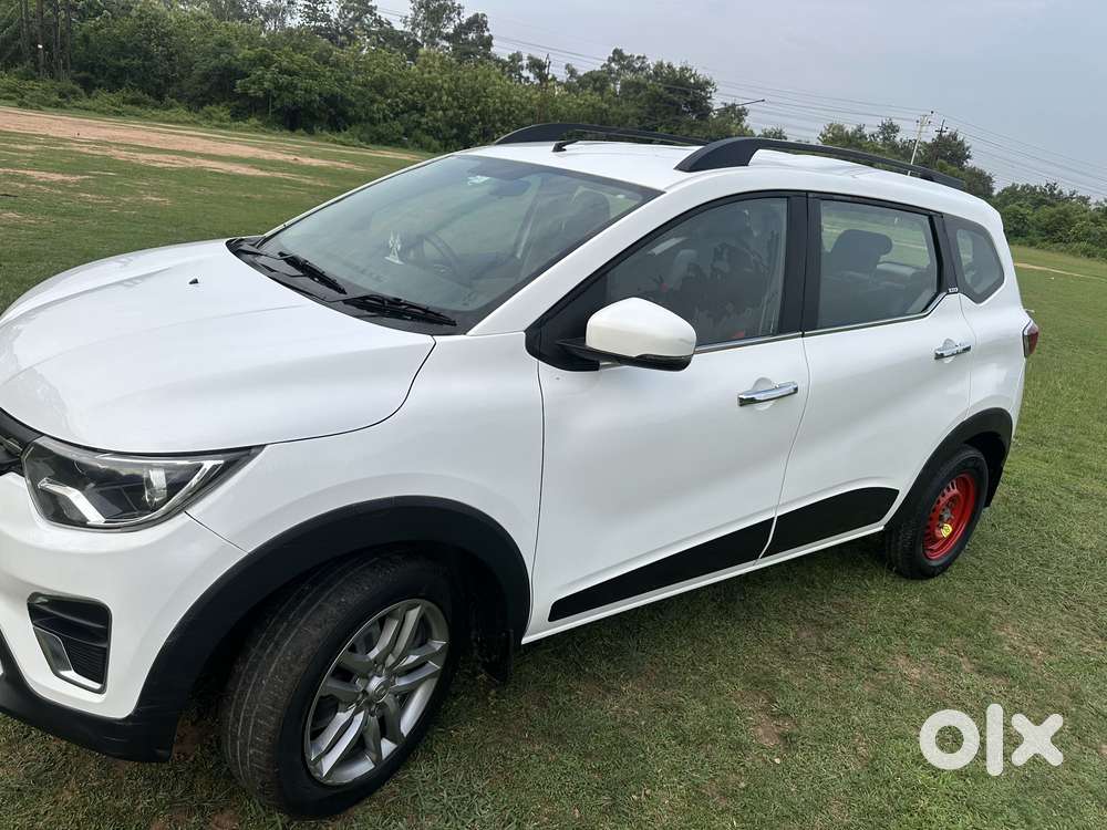 Renault Triber Rxz, 2021, Petrol