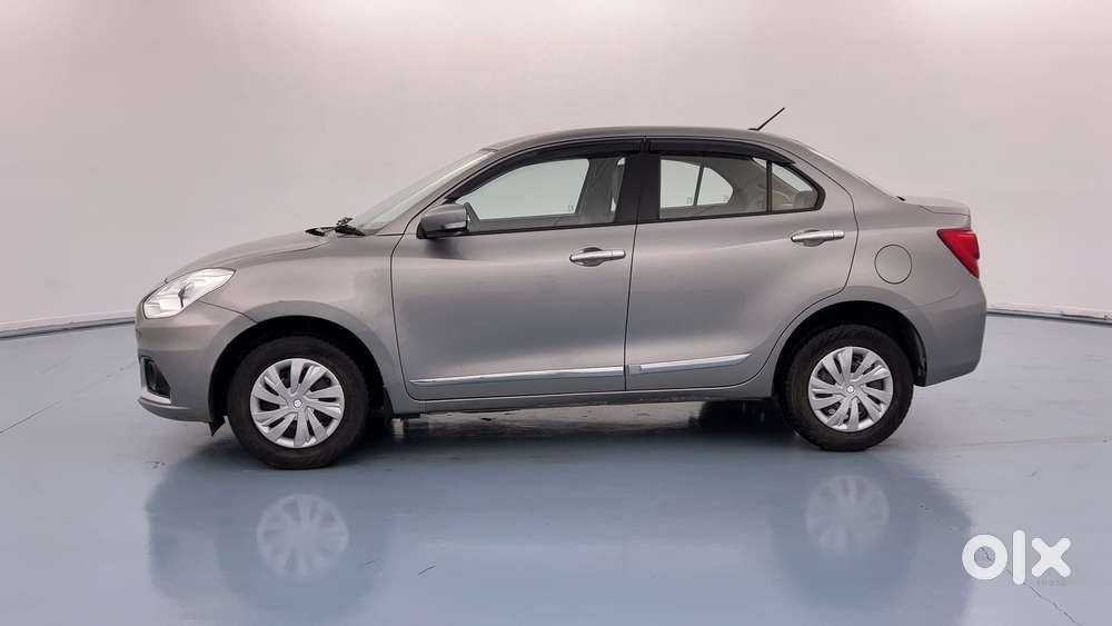 Maruti Suzuki Dzire 1.2 Vxi, 2022, Petrol