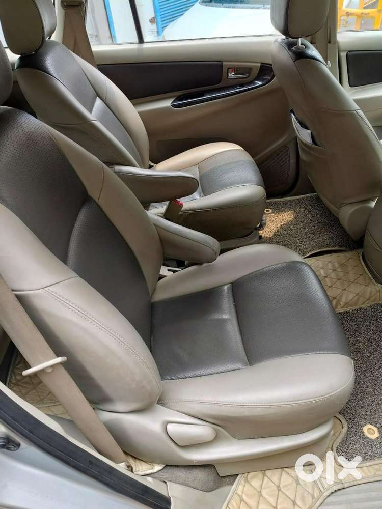 Toyota Innova Diesel 2015 Model
