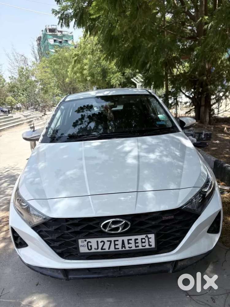 Hyundai I20 Asta (o) 1.2 Ivt, 2022, Petrol