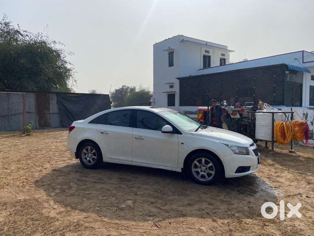 Chevrolet Cruze 2011 Diesel Well Maintained