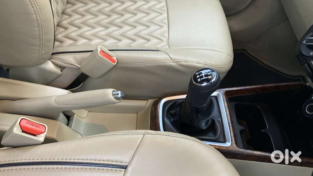 Maruti Suzuki Swift Dzire 1.2 Vxi Bsiv, 2017, Petrol