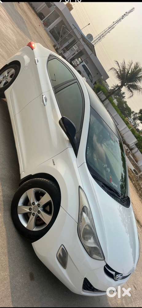 Hyundai Elantra Diesel 160000 Km Driven