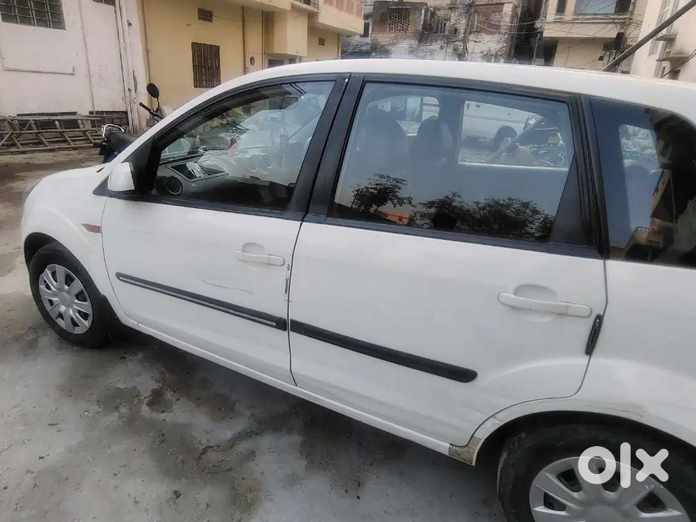 Ford Figo Diesel 2014 Variant