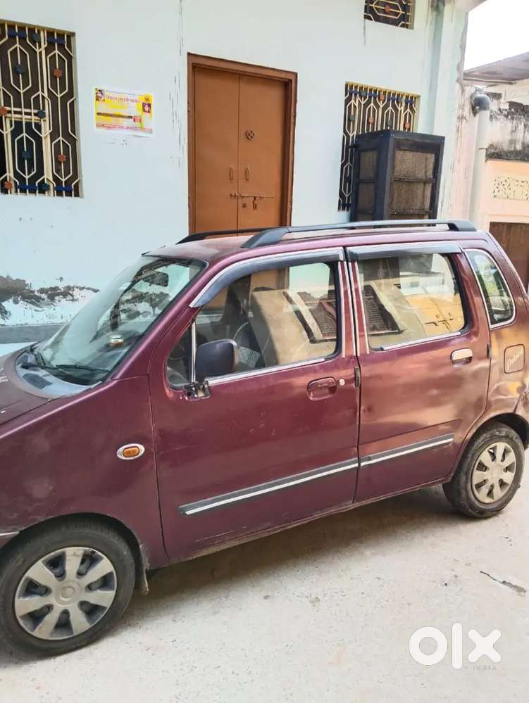 Nayi Lani Hai Isliye Bech Rahe H