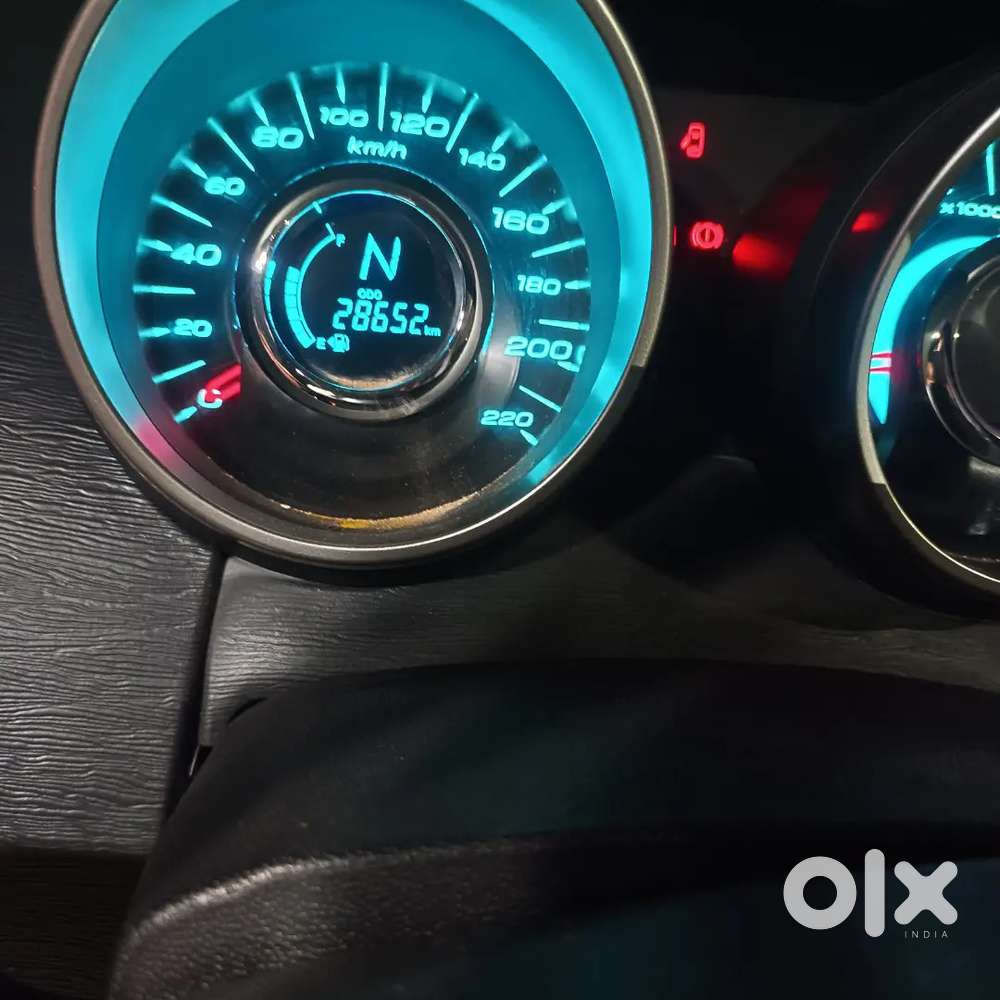 Mahindra Xuv500 W7 2019
