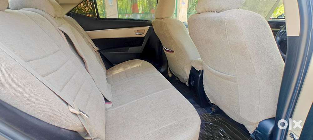 Toyota Corolla Altis 2013-2017 G At, 2015, Petrol