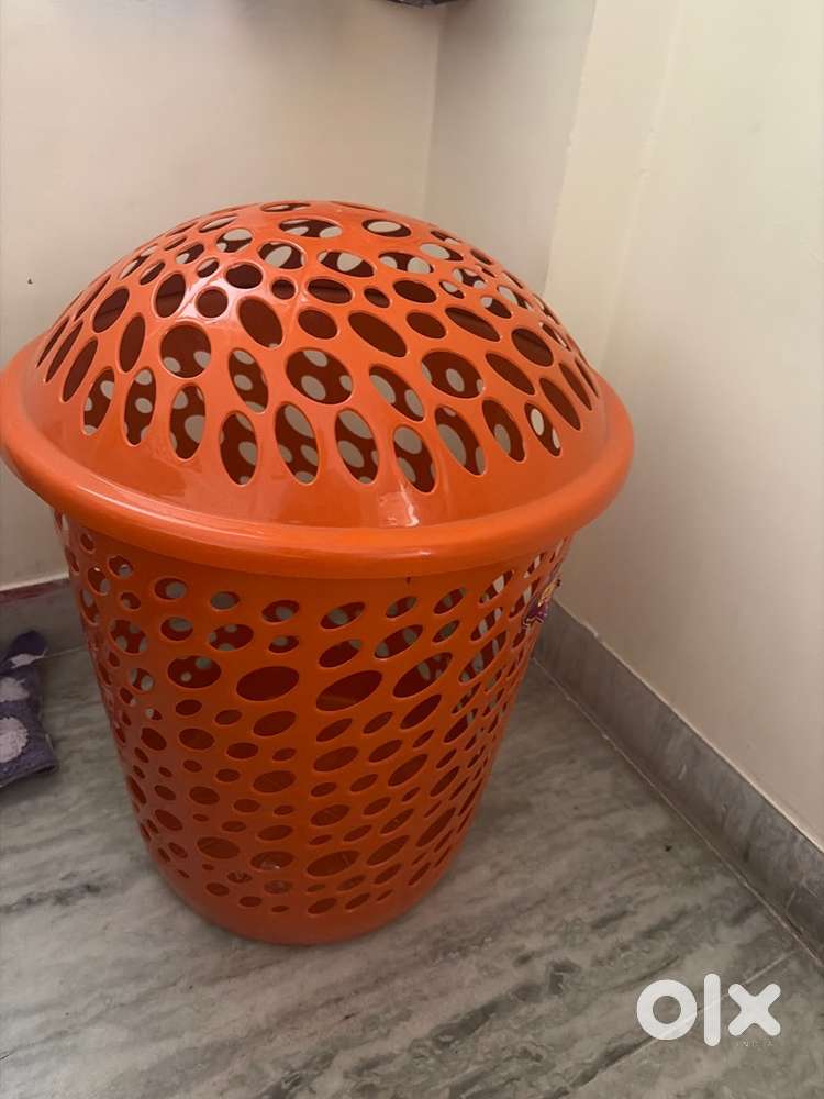 Basket laundry
