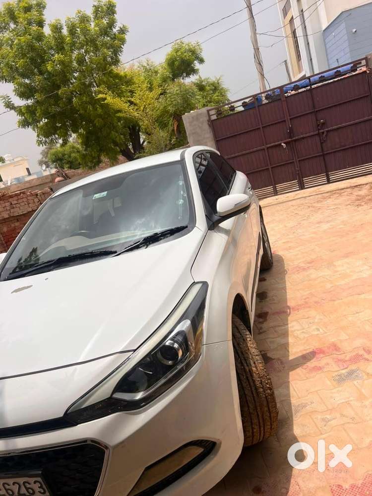 Hyundai I20 Asta (o) Crdi Diesel