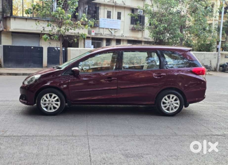 Honda Mobilio 1.5 V I-vtec, 2014, Cng & Hybrids