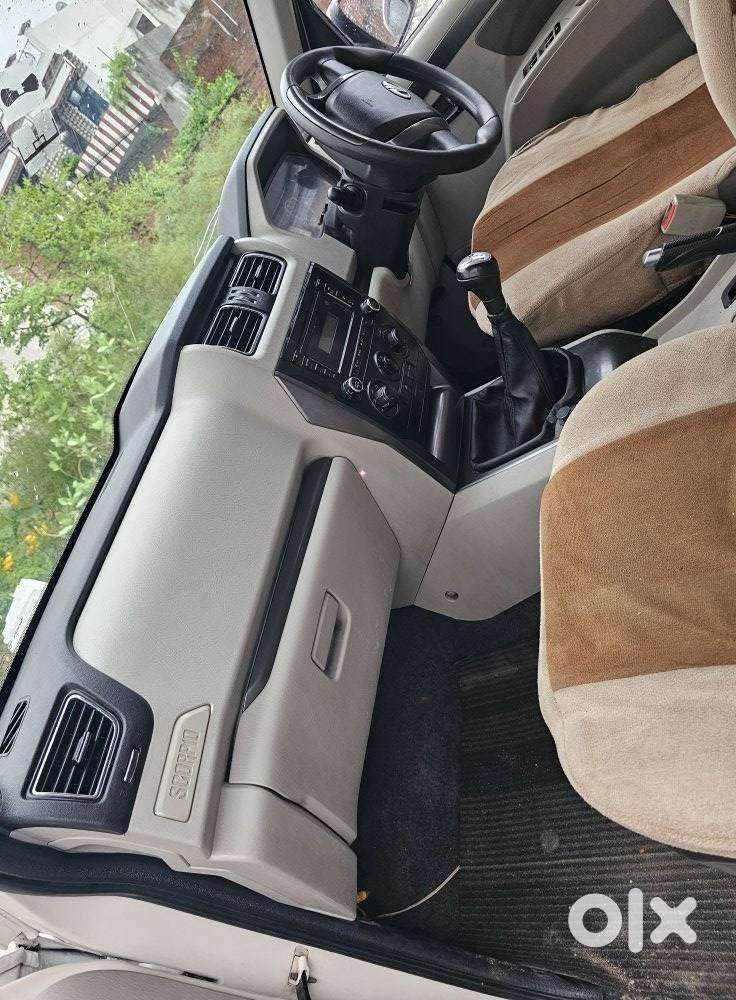 Mahindra Scorpio S6, 2014, Diesel