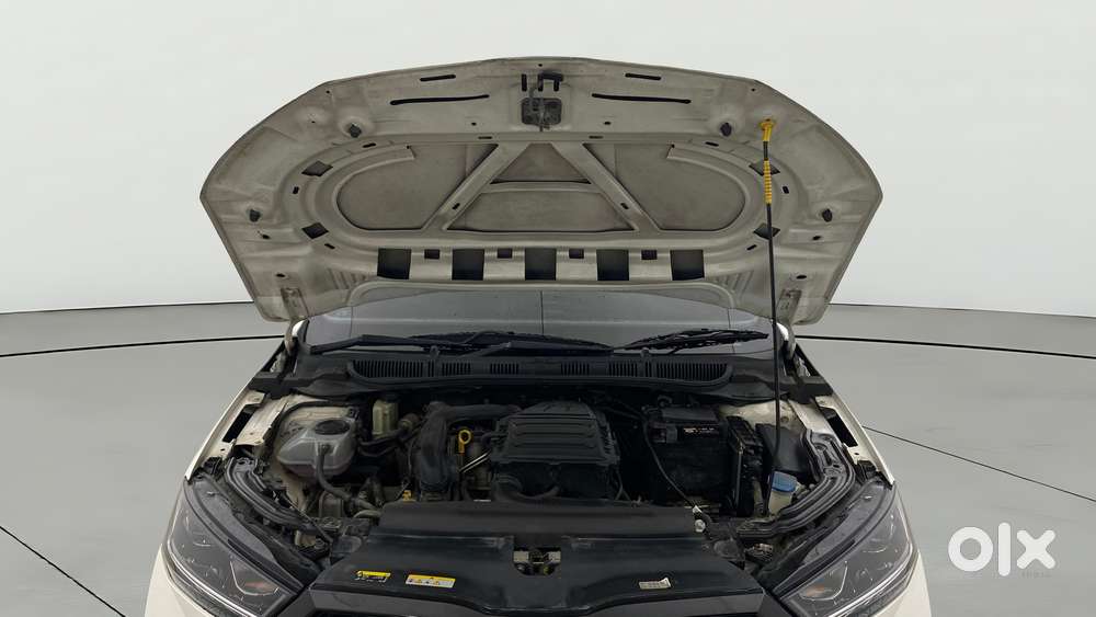 Skoda Slavia Style 1.0l Tsi Mt, 2022, Petrol