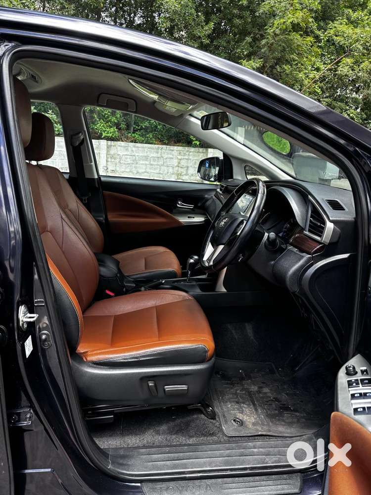 Toyota Innova Crysta [ ] 2.4 Zx At 7 Str, 2021, Diesel
