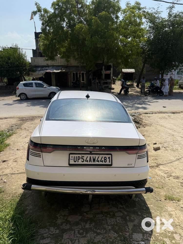 Hyundai Petrol Manual 2023