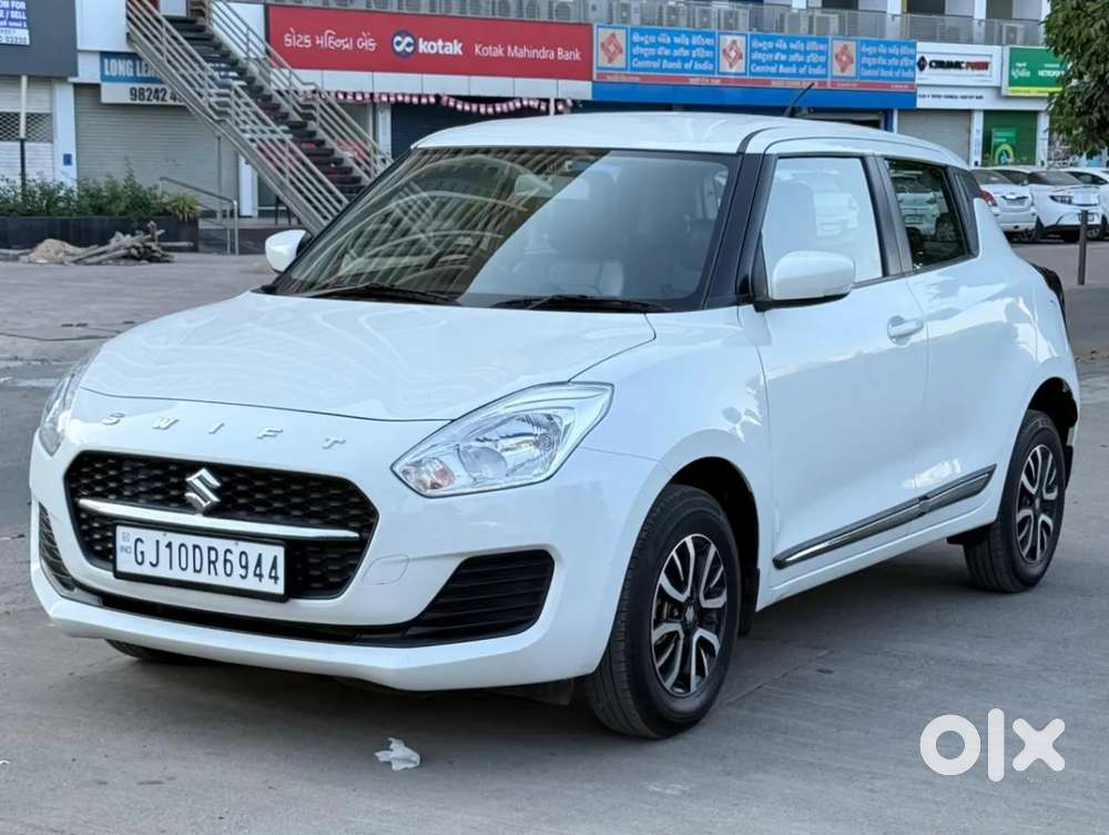 Maruti Suzuki Swift Vxi, 2024, Petrol