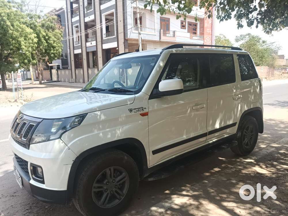 Mahindra Tuv 300 T10, 2019, Diesel