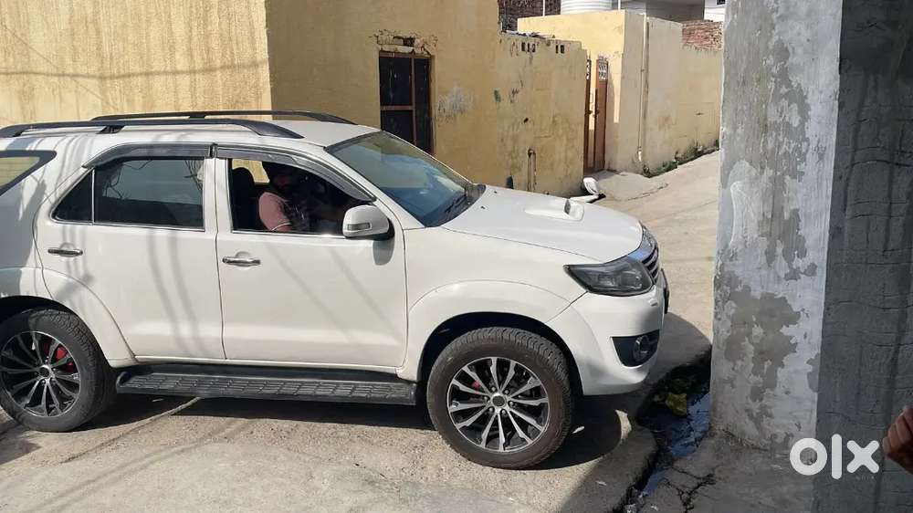 Toyota Fortuner Sportivo 2014