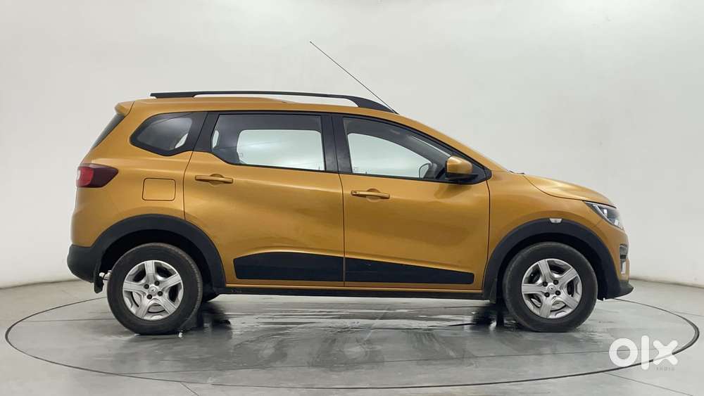 Renault Triber Rxz, 2019, Petrol
