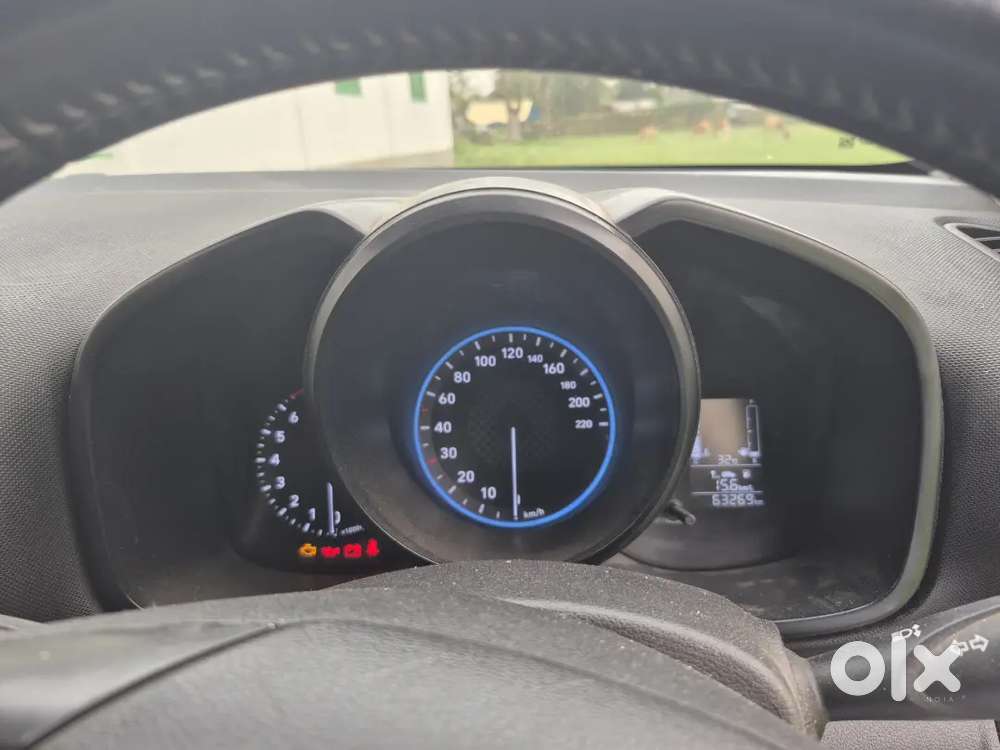 Hyundai Venue 2022 Petrol Well Maintained
