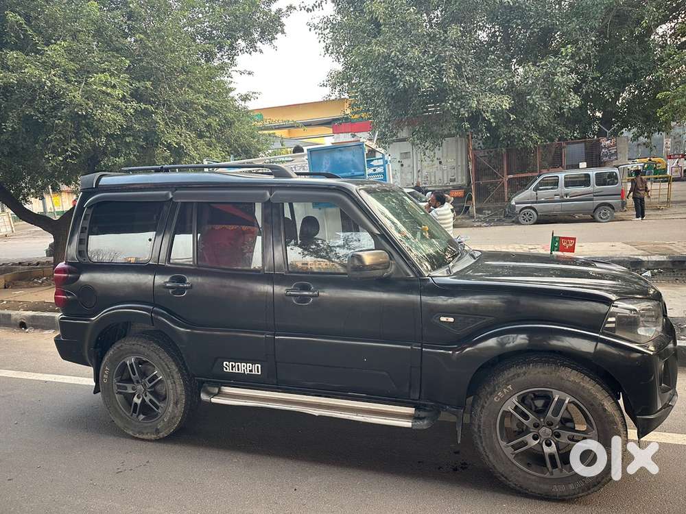 Mahindra Scorpio Diesel Manual 2021