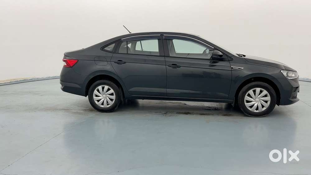 Skoda Slavia Active 1.0l Tsi Mt, 2023, Petrol