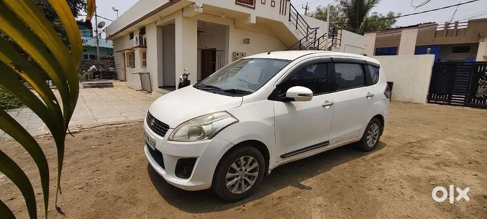 Maruti Suzuki Ertiga 2012 Zdi