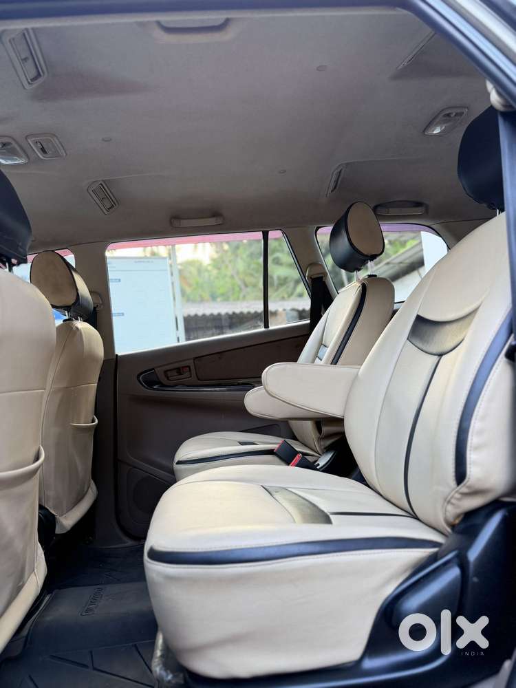 Toyota Innova 2.5 G (diesel) 7 Seater, 2015, Diesel