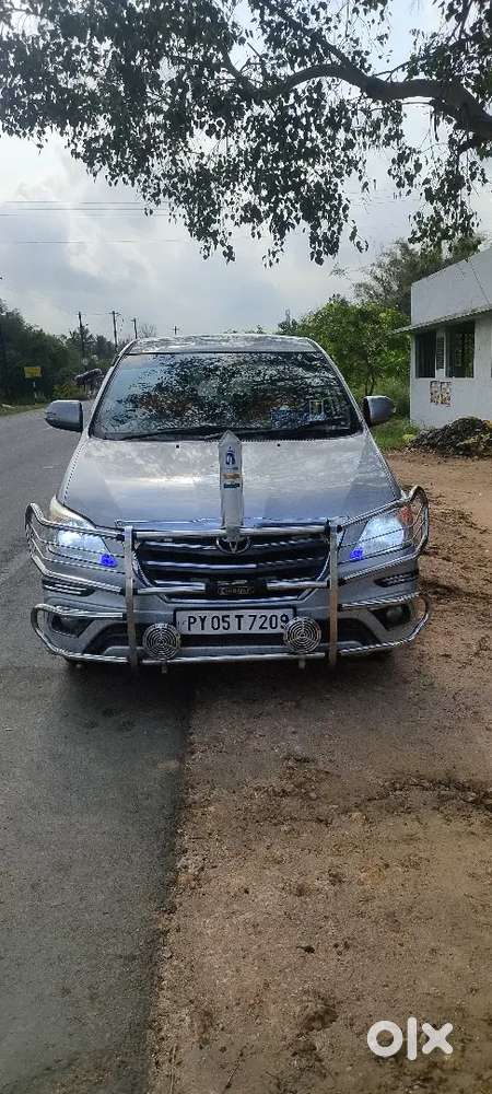 Toyota Innova Diesel 2014