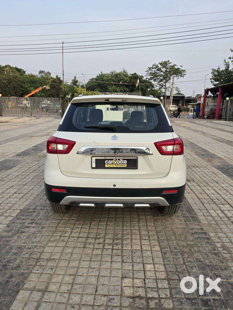Maruti Suzuki Brezza 1.5 Zxi Smart Hybrid, 2020, Petrol