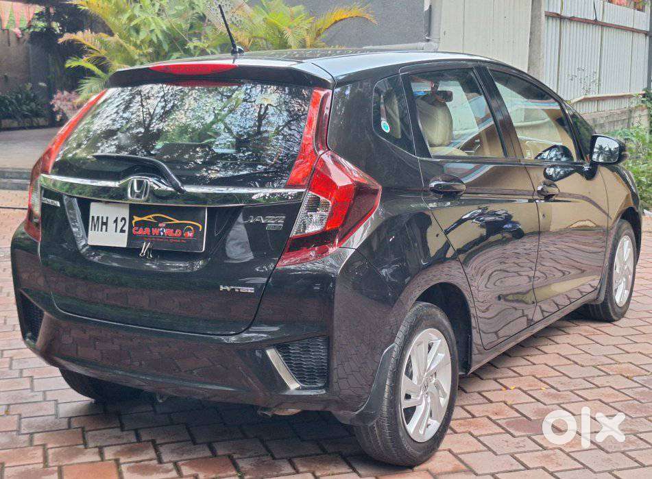 Honda Jazz V Automatic, 2016, Petrol