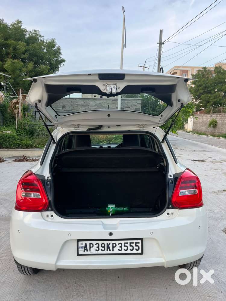 Maruti Suzuki Swift Vxi + Manual, 2021, Petrol