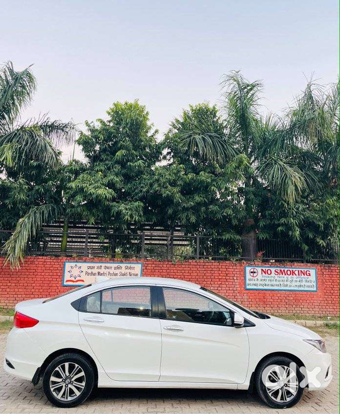 Honda City 1.5 V 4th Gen I-vtec Mt, 2022, Petrol