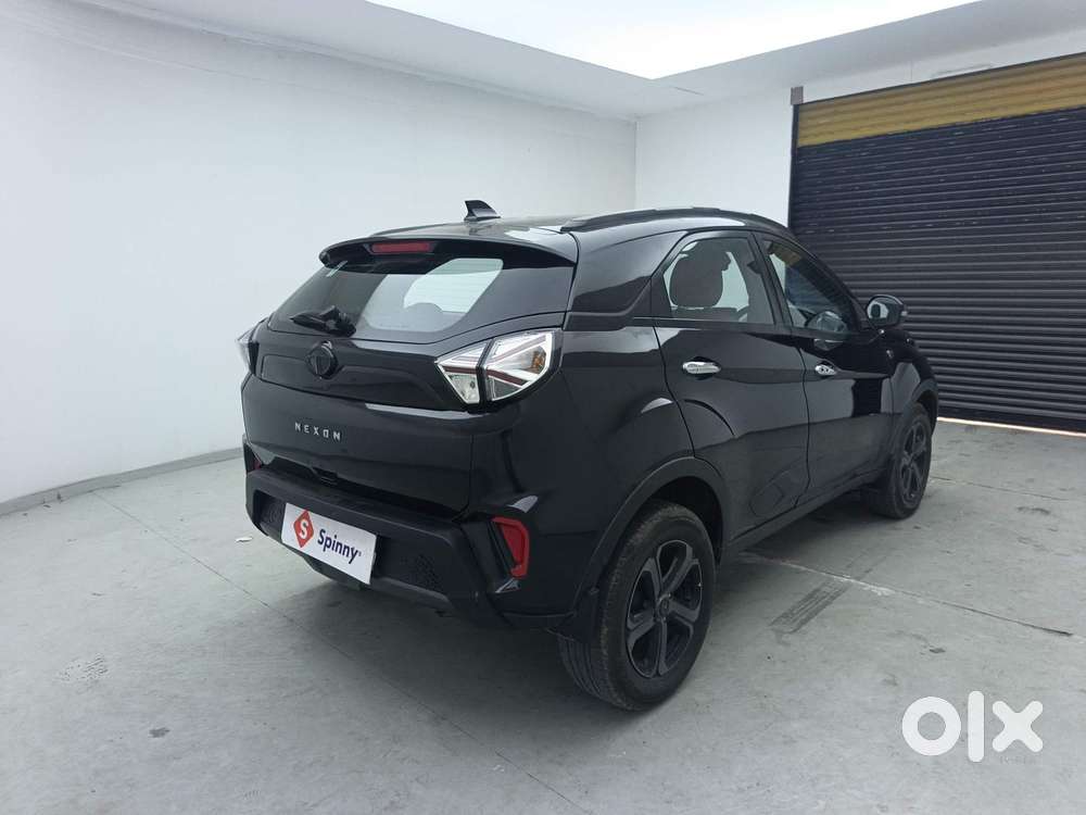 Tata Nexon 1.5 Revotorq Xza Plus Luxs Red Dark Edition Amt, 2023, Di..