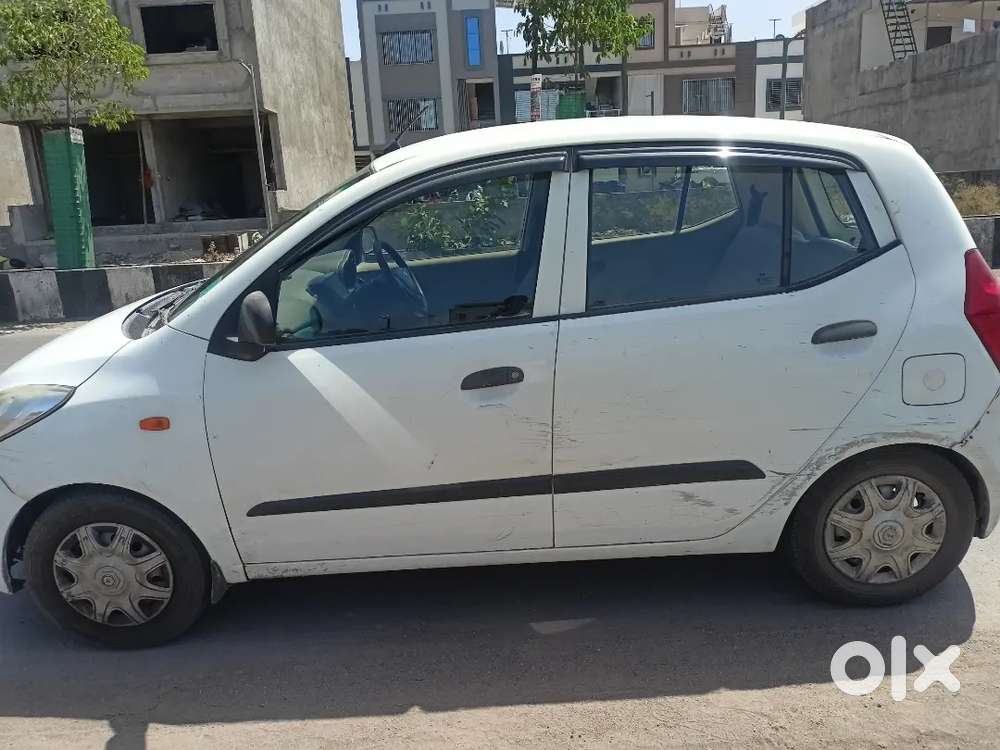 Hyundai I10 2011 Cng & Petrol 86000 Km Driven